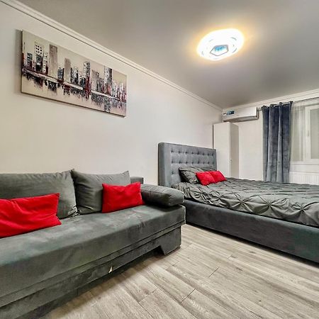Luxor - Jacuzzi&Cozy Apartments Sibiu Exterior photo