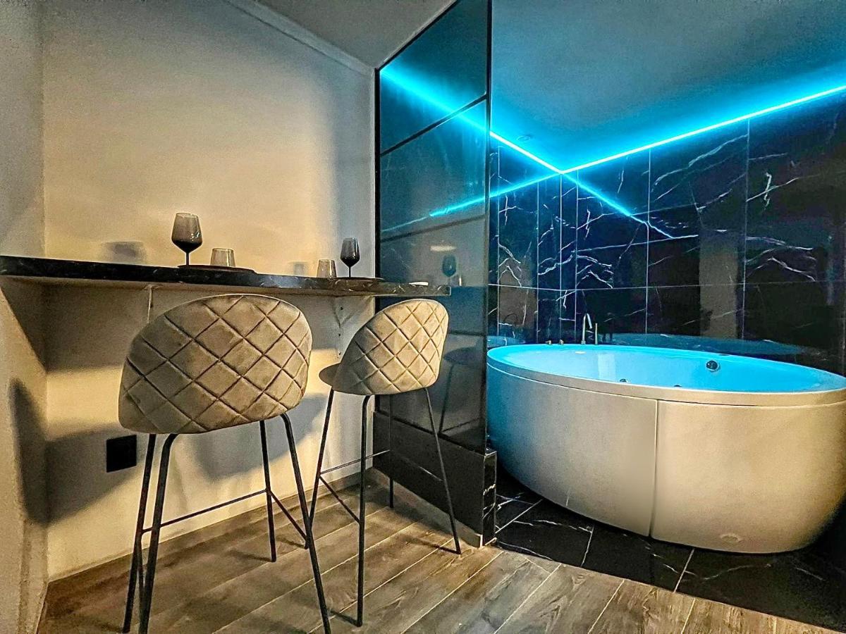 Luxor - Jacuzzi&Cozy Apartments Sibiu Exterior photo